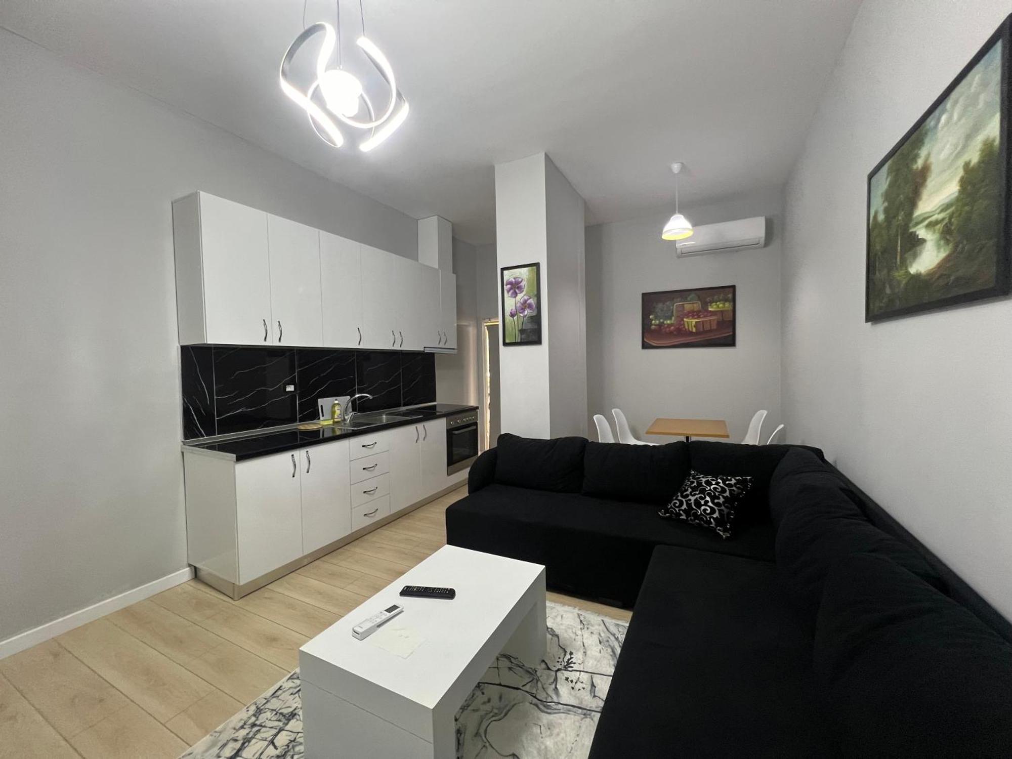Apartament Anxhelo's *